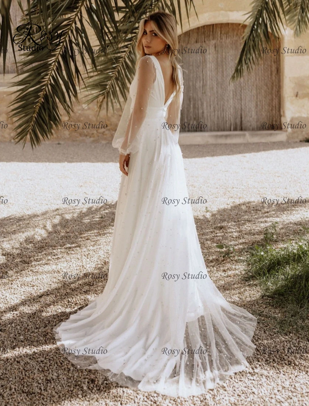 Deep V-neck A-line Pearls Wedding Gowns Long Sleeves White Ivory Country Bridal Gown Customized Bohemian Robe de Mariee