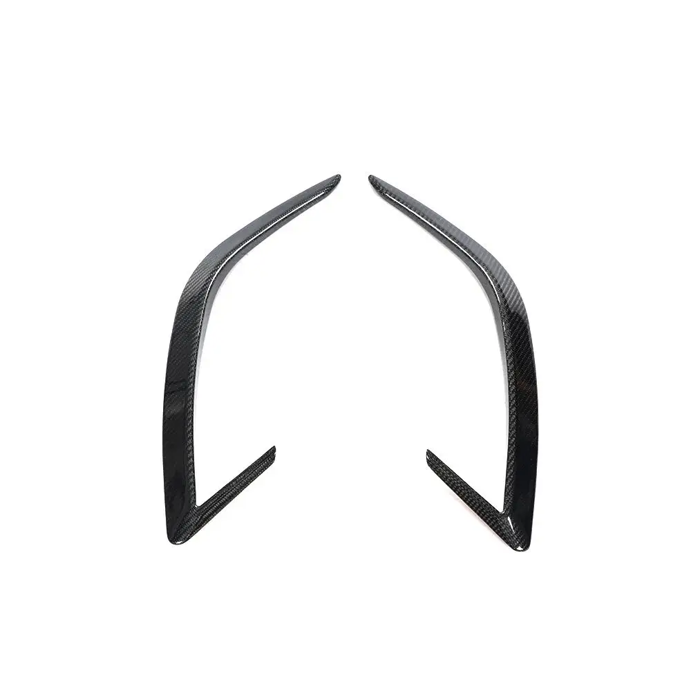 

Suitable for The genuine carbon rear bumper duckboard is Suitable for the Kia Stinger 2018-2022