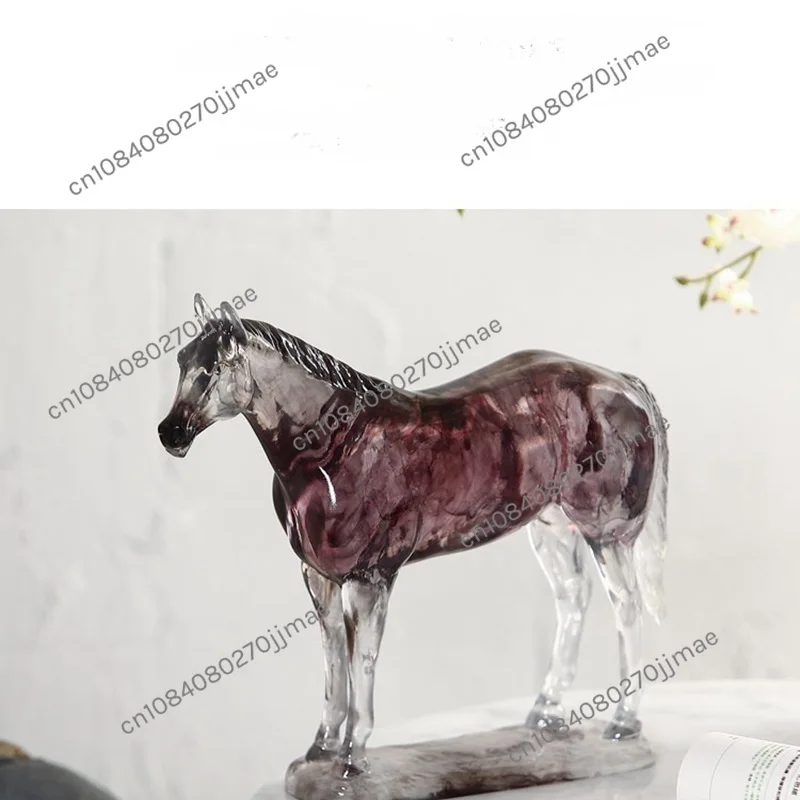 Statuetta di cavallo di cristallo in stile cinese cavallo successo scultura in resina animale artigianato artistico ornamento da tavola decorazione della casa