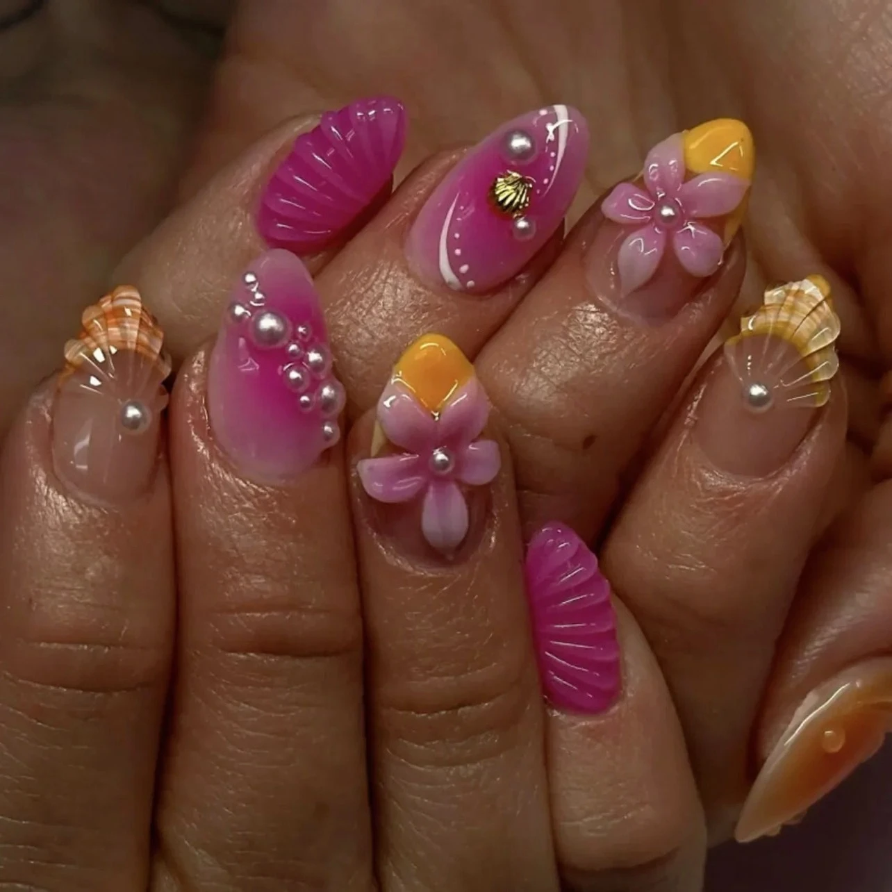 

Luxury Flower Pearl 3D Ripple Colorful Almond False Nails Snake Star Leopard Bowknot Long Pointed Fake Nails Art Press on Nails