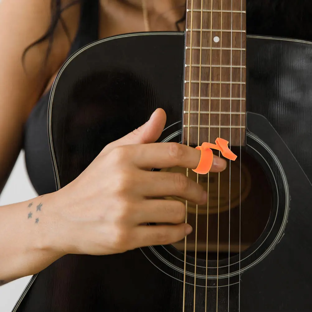 

Anti-Skid Guitar Picks Holder Lightweight Fine Workmanship Finger Cover for Guitar Players Portable Pick Storage Organizer