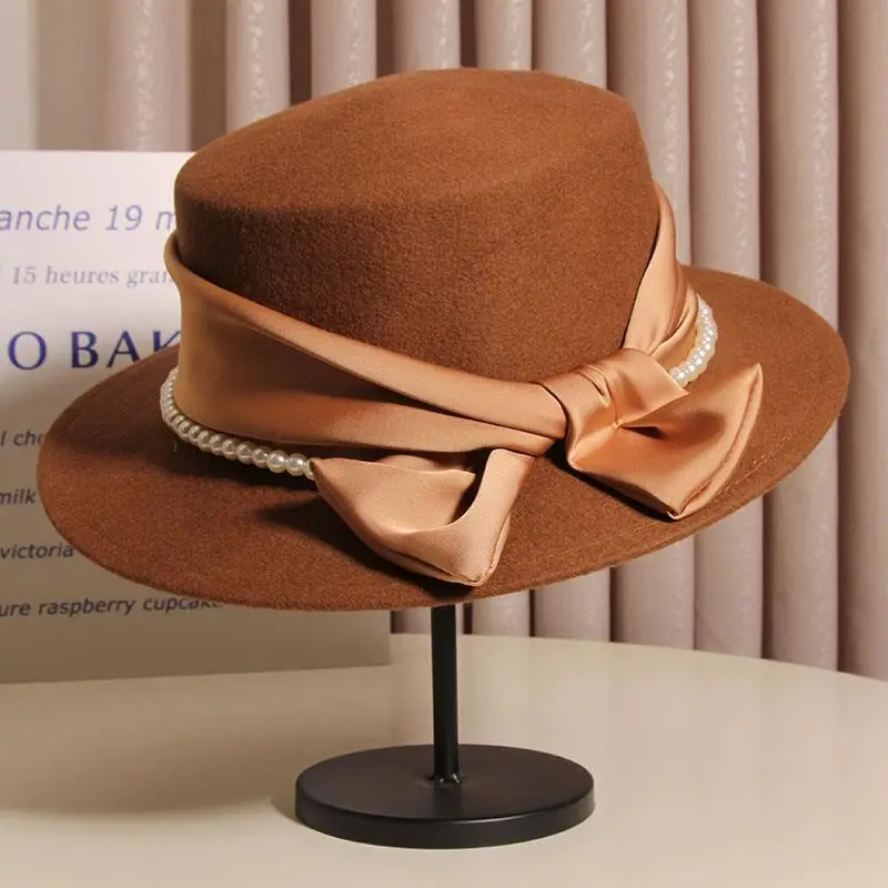 Herbst-Winter Französischer Leichter Luxus Perlen-Schleife Filz Flat-Top Formeller Hut Eleganter Britischer Stil Damenhut für Alltag Party Dating – Detail 14