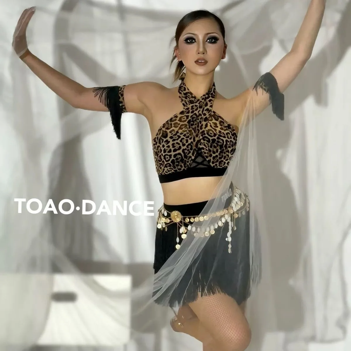 สาวละตินอเมริกันชุดเสือดาวพิมพ์ชุดเต้นรํา Waltz Dancer เครื่องแต่งกาย Dancewear สาวชุด Fringed ชุดใหม่ในชุดการจับคู่