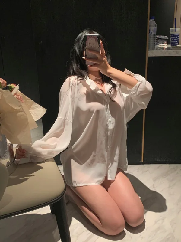 Roupas de moda verão feminina chiffon 2024 nova cor sólida apenas um conjunto manga comprida sem costas plissado camisa transparente 3a2l