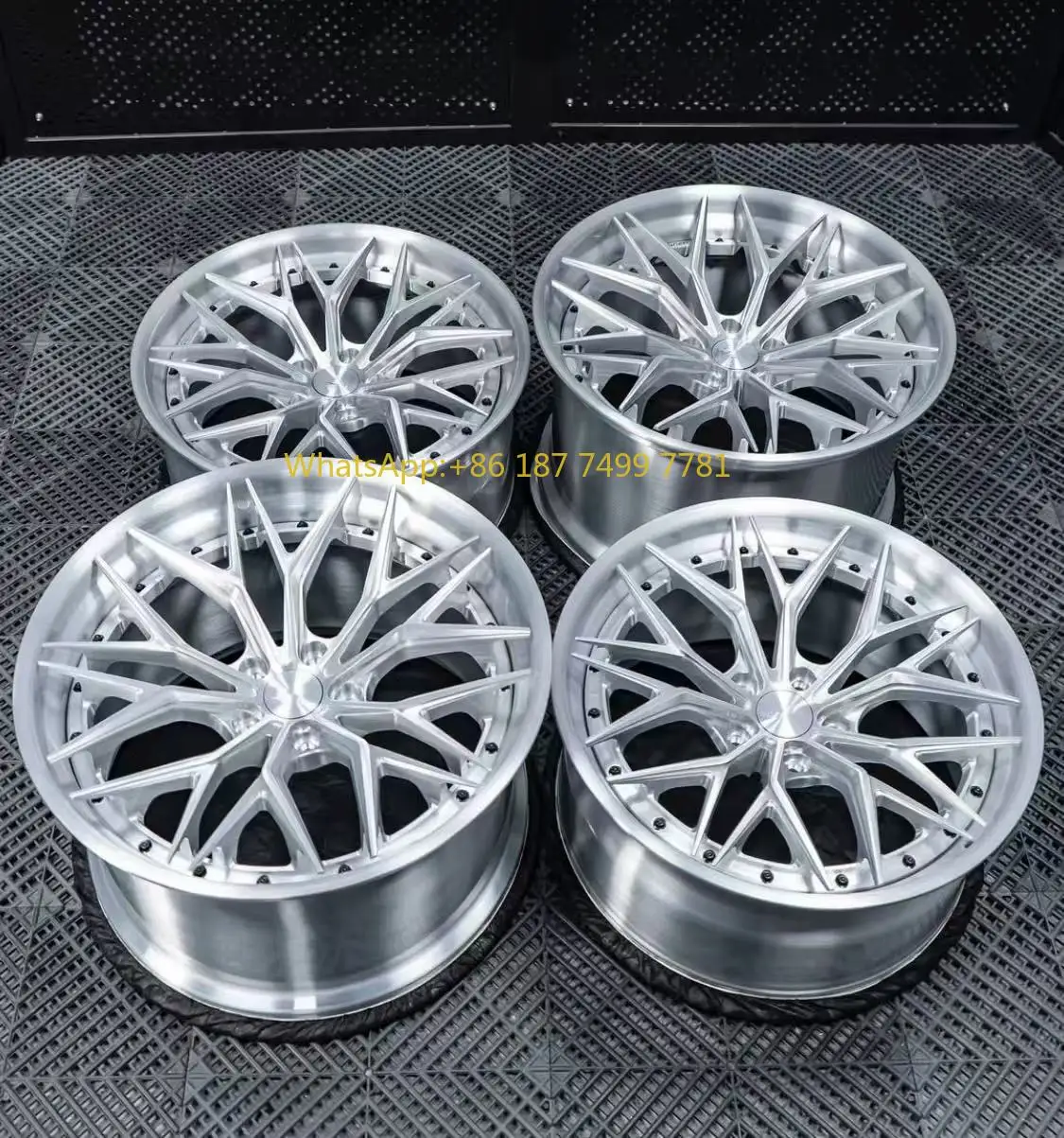 

Hot Sale Car Rims 2 Piece Forged Wheel Brushing Silver for.