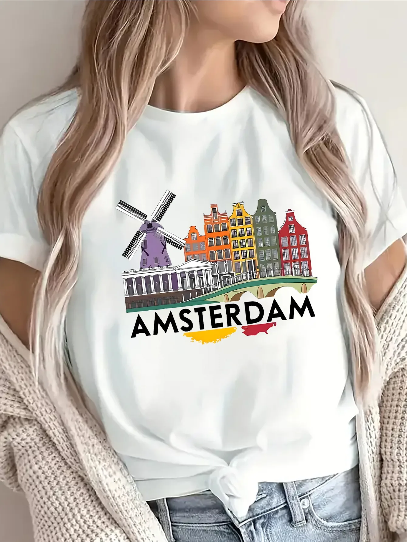 Women'S T-Shirt Featuring A Design of Amsterdam'S Windmills and Cityscape, Ideal for Casual Outings Casual Round-Neck T-Shirt