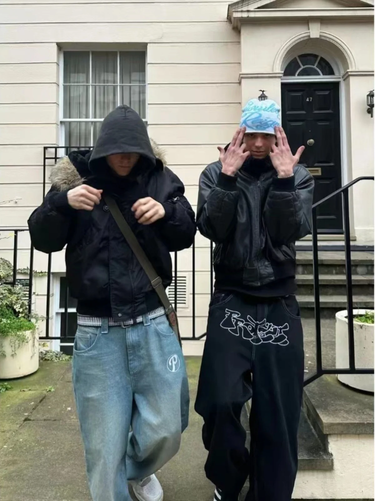 

Мужские джинсы в стиле американского стритвира, с высокой талией, прямые, повседневные, ретро, в стиле хип-хоп, свободного кроя, модные городские...