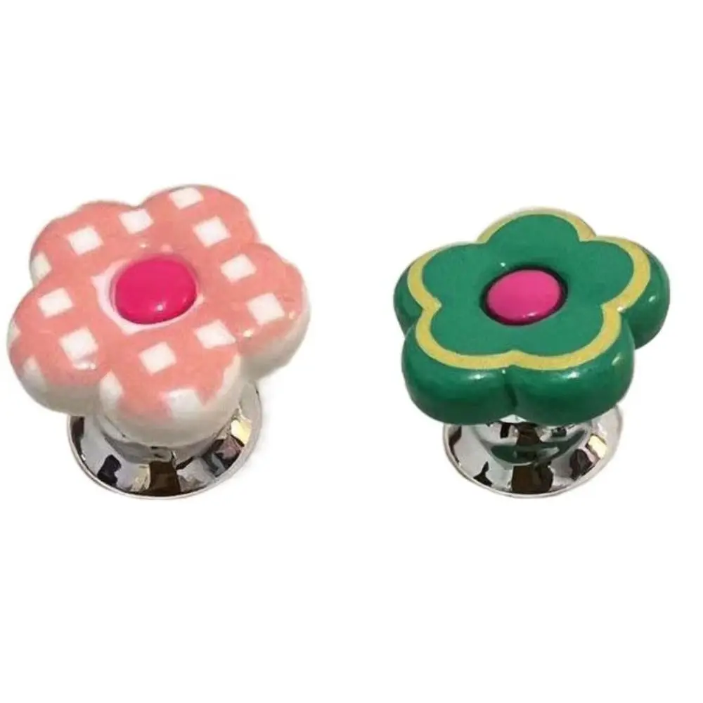 Resin Toilet Press Assist Multiple Colors Durable Protecting Long Manicures Self-adhesive Cute Flower Shape Button Water Tank