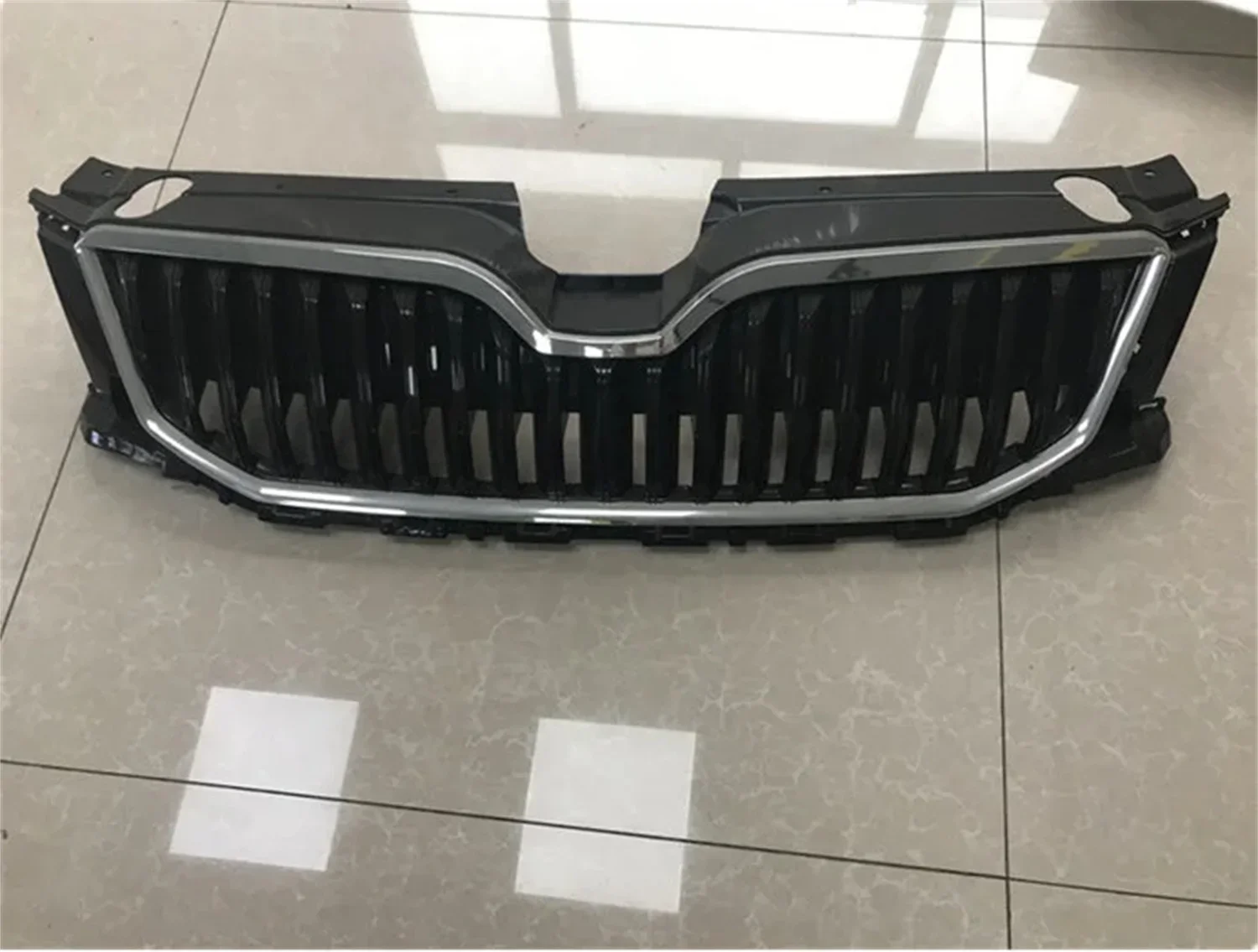 Front Bumper grill radiator grille for Skoda Octavia 2014-2017