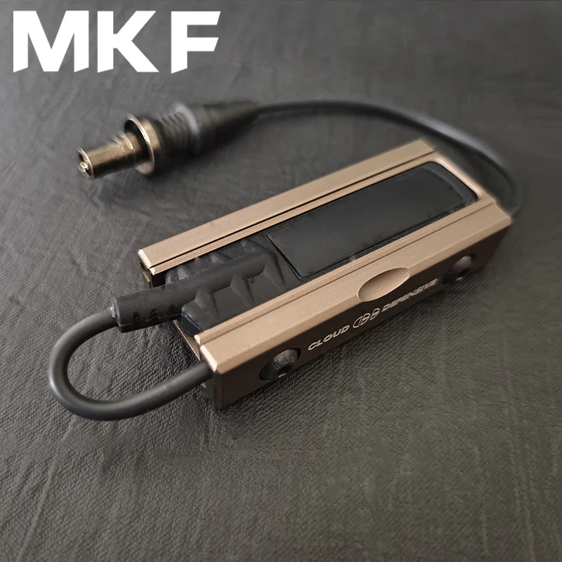 

Тактический металлический слот для хвостового переключателя мыши PEQ15 подходит для тактического фонарика или пневматического пистолета с направляющей 20 мм.