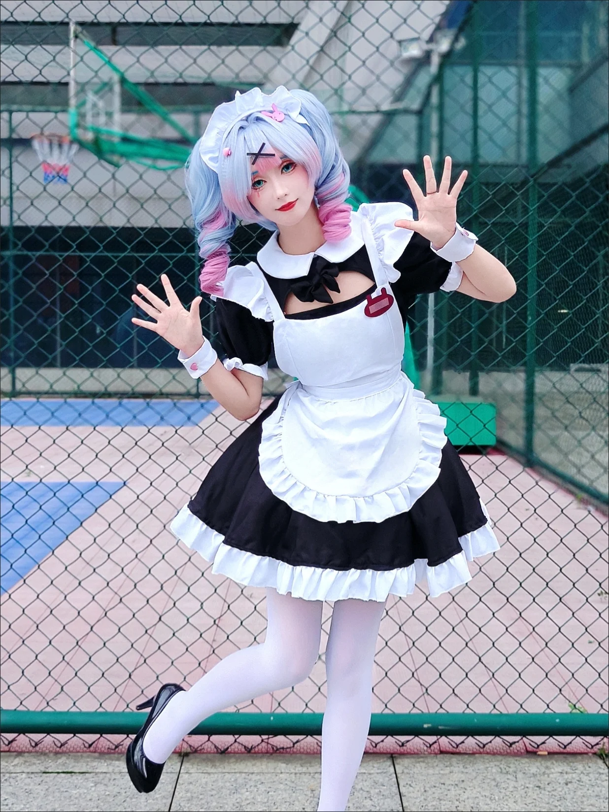 

Черно-белое платье горничной Mikuu с кроличьими дырками и повязкой на голову, карнавальный костюм на Хэллоуин, платье принцессы Лолиты для женщин