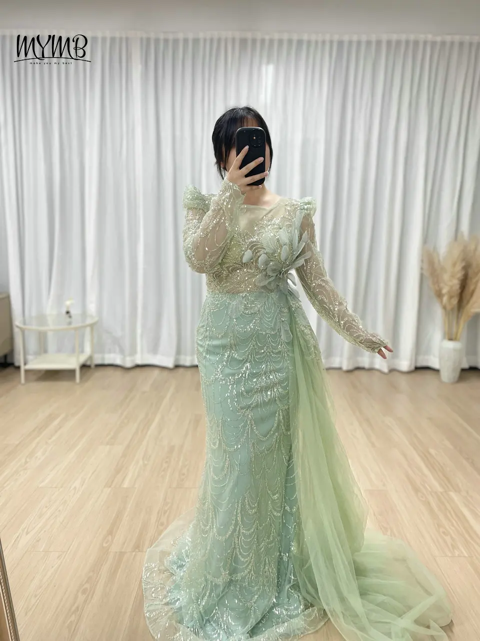 

MYMB Elegant Long Sleeve Evening Gown for Wedding Party Muslim Luxury Beaded 3D Floral Mermaid Mother Of The Bride Dress MB40288