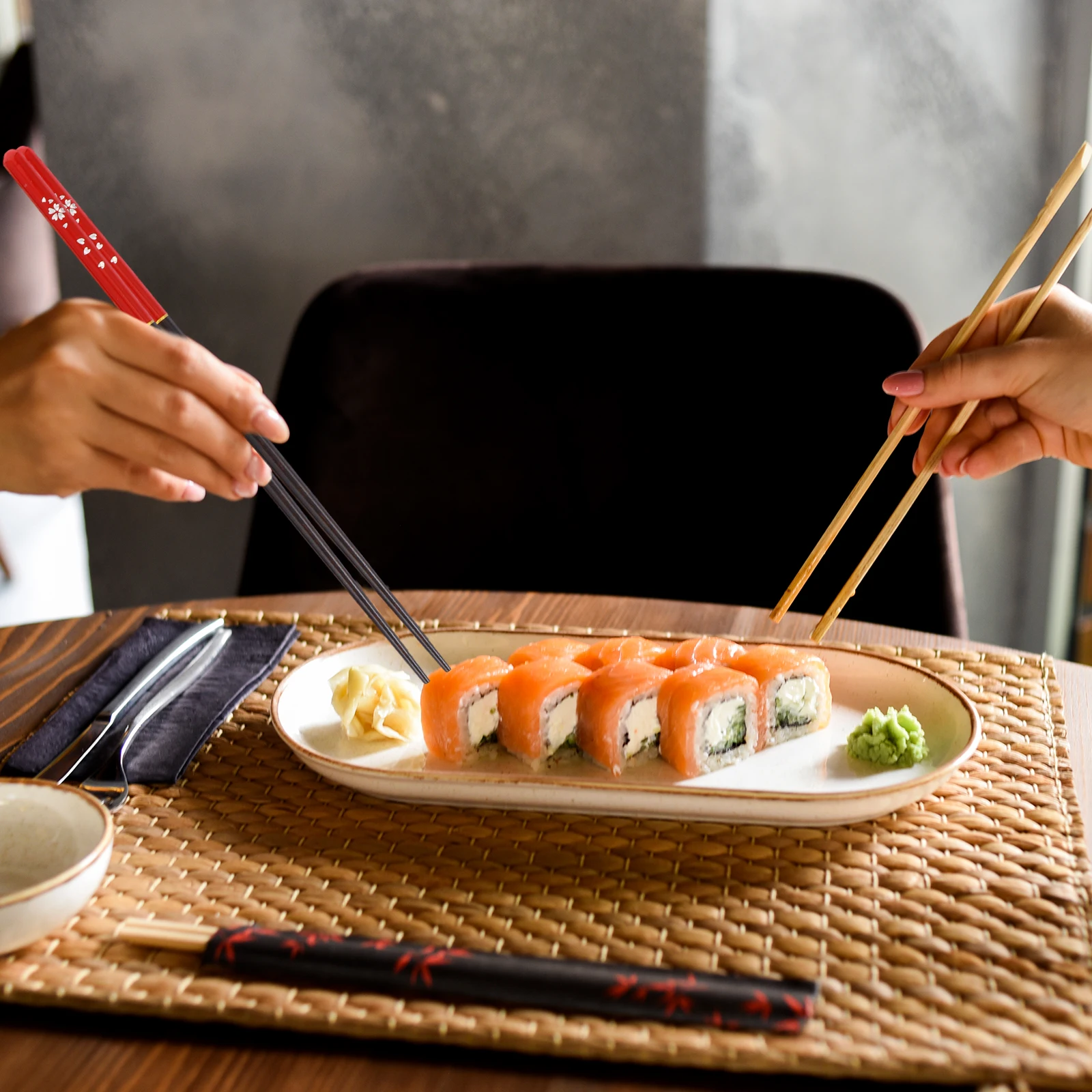 

6pcs Japanese Style Chopsticks Set Wooden Printed Cherry Blossom Design Smooth Home Household Gift Practical Creative