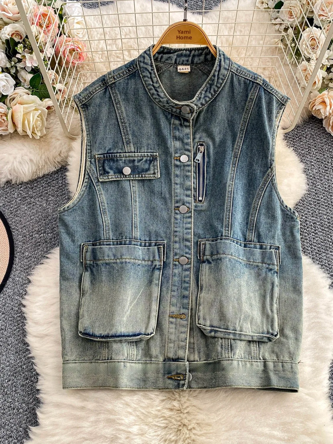 

Retro Sle Faded Waed Denim Jaet Women's Slim Fit irt Trendy Single Button Stand Collar Vest for Autumn Season