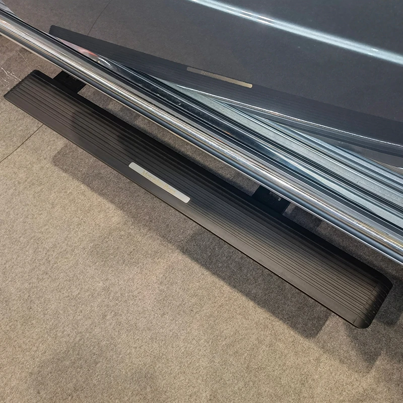 Electric Running Boards Retractable Aluminum Alloy For Mercedes G Class G63 G500 G550 2019-2024 Side Steps with Carry Bag view 5