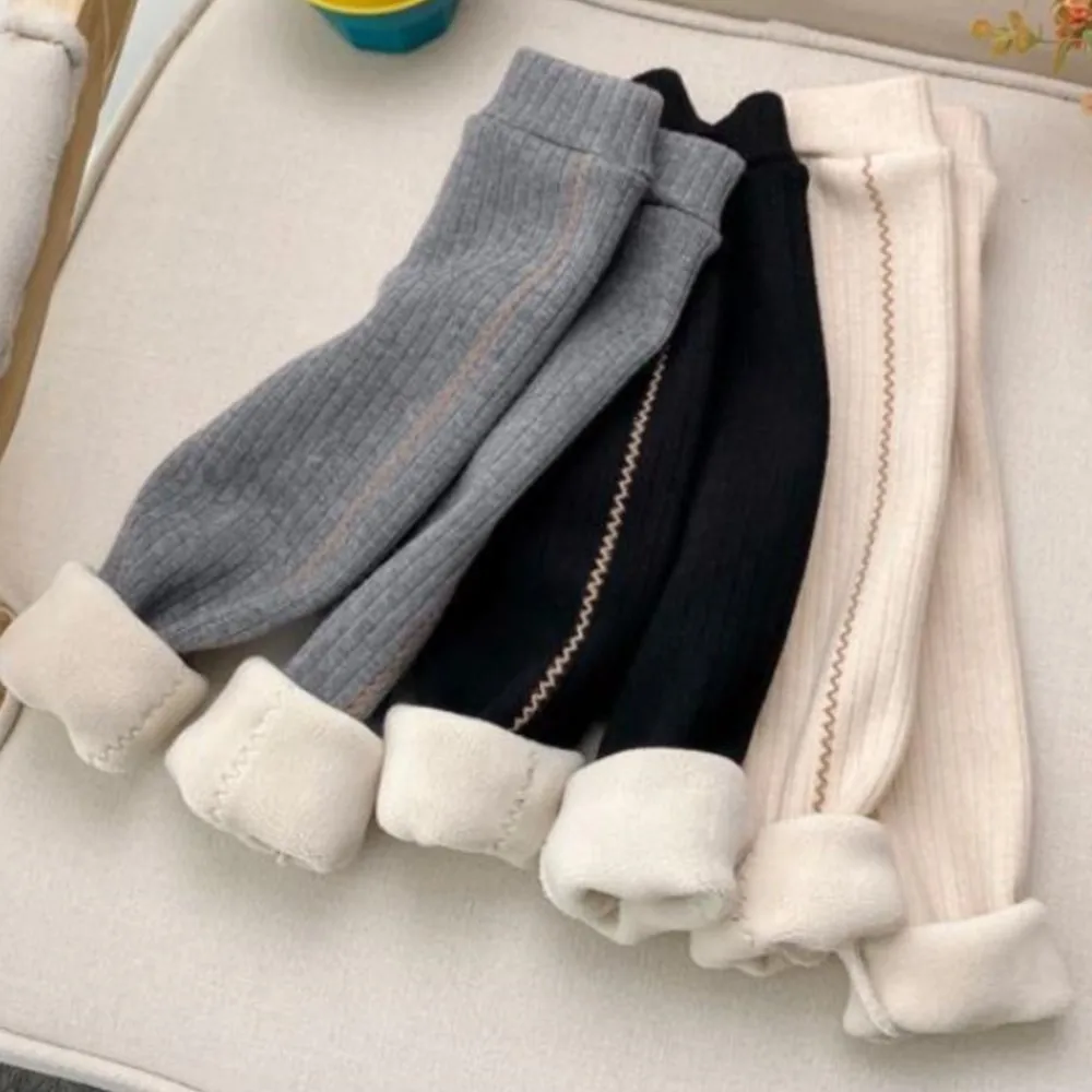 Girls with fleece leggings small children fall and winter thickened one body fleece outside wearing pants baby warm pantyhose