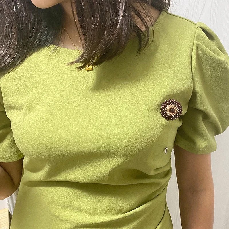 New Sun Flower Brooches Rose Pins Men\'s Suit for Women Wedding Bridal Jewelry Birthday Party Clothing Accessories Fashion Brooch