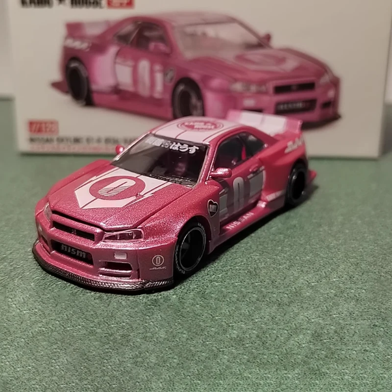 

Kaido House+ Minigt 1:64 GTR R34 Pink & Blue Alloy Simulation Car Model Static Collection Decorated Holiday Toys Souvenir Gift