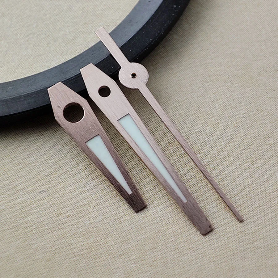 Manecillas luminosas verdes NH35, pistola de plata cepillada, manecillas de oro negro, accesorios de reloj para movimiento NH34 NH35 NH36 4R 7S