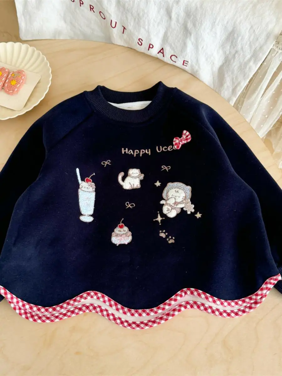 ファイオナブルな漫画キッズフーディー秋冬新作子供服女の子服ドパントレンディな服装ベビーガールズ