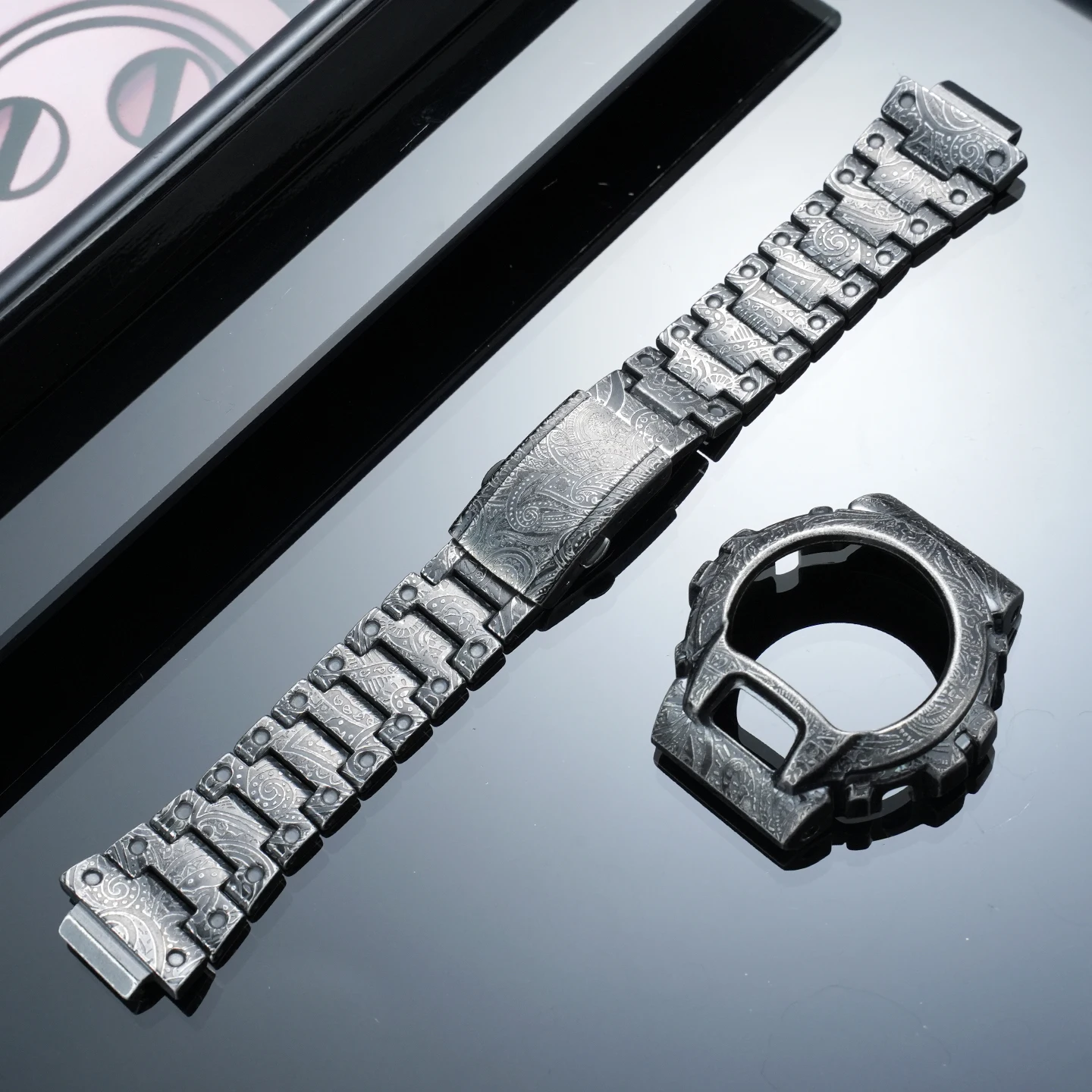 Suitable for Casio G-SHOCK DW6900 stainless steel strap, men's modified stainless steel Paisley pattern case，Watch accessories
