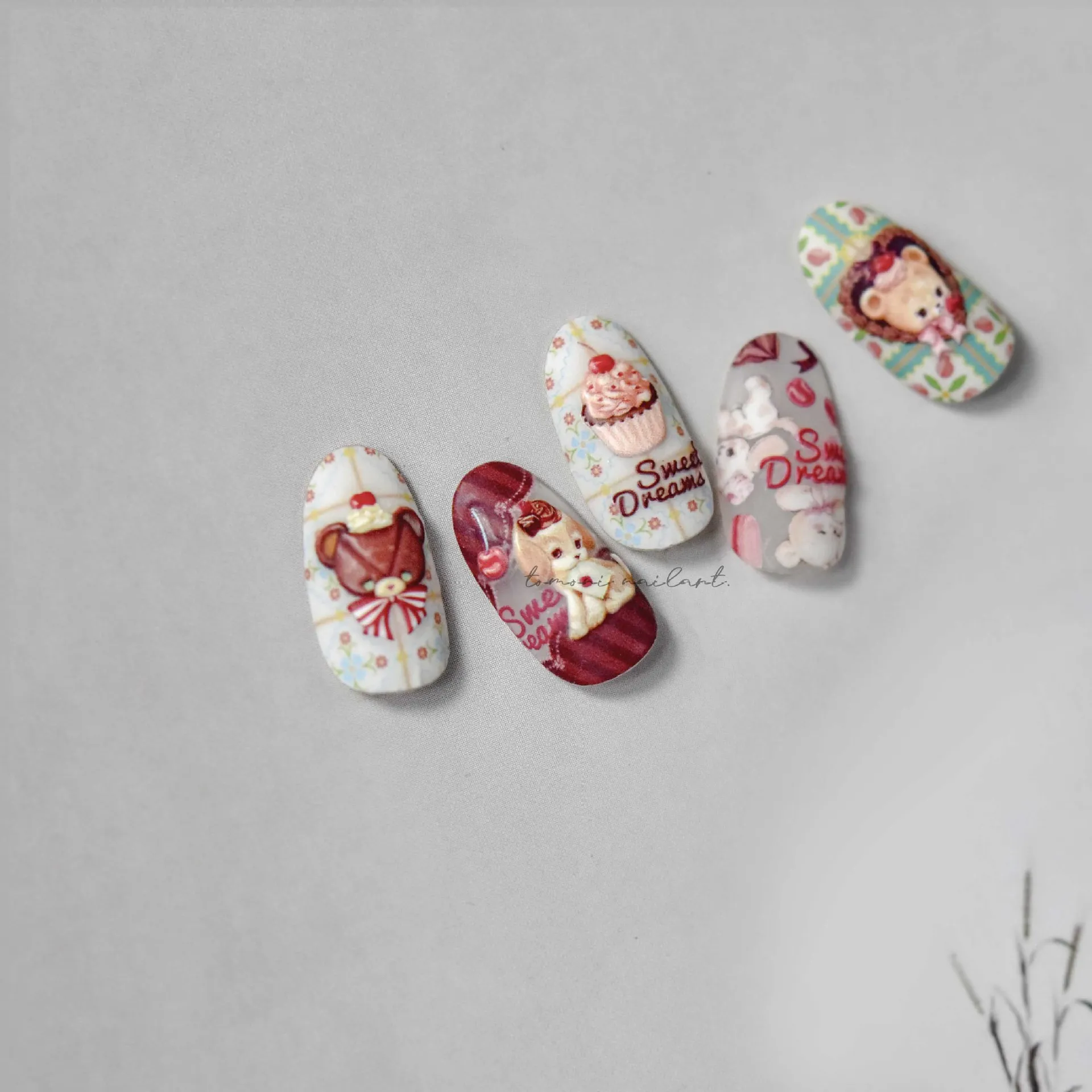 1 foglio 5D realistico rilievo Retro torta cioccolato orso casa del cane fiore anatra adesivo Nail Art adesivi decalcomanie Manicure Charms