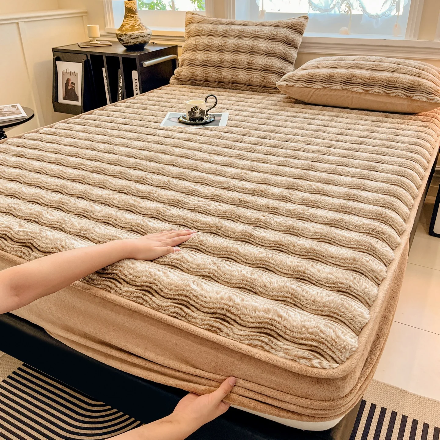 Winter Thicken Warm Plush Fitted Sheet Velvet Warm Bed Sheet Non-slip Mattress Cover Queen Bedspread Bed Linens Double Bed Cover