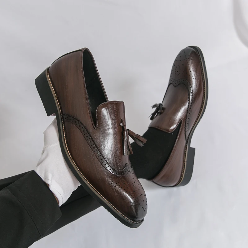 Herren-Loafer aus PU, einfarbig, mit Quastenverzierung, trendige, professionelle, klassische Business-Herrenschuhe, Größe 38-46