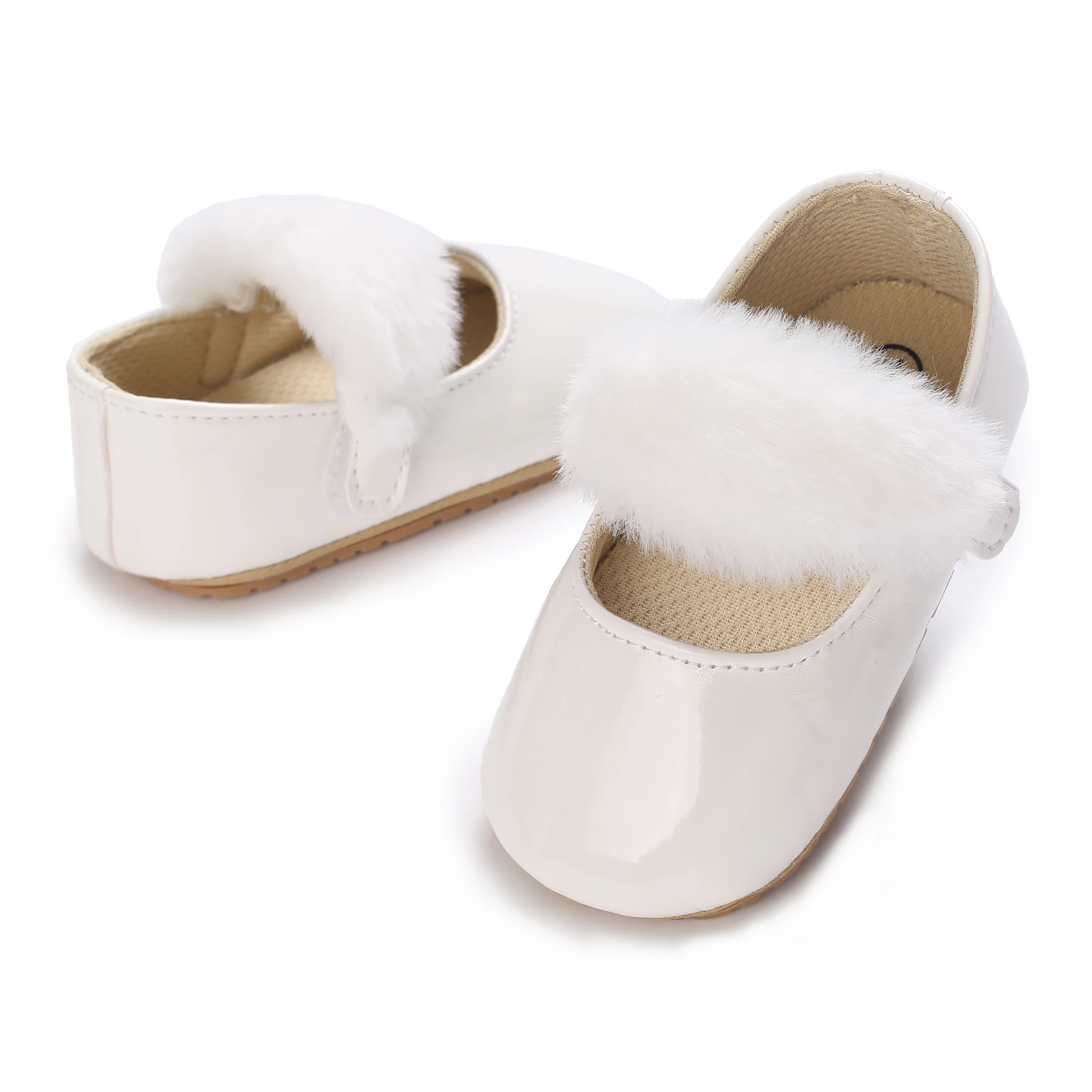 أحذية أطفال بناتي لحديثي الولادة من سلسلة بيضاء أحذية مقدمة القدم من جلد البولي يوريثان مسطحة القاع ونعل ناعم أحذية أطفال بفيونكة أحذية الأميرة للأطفال