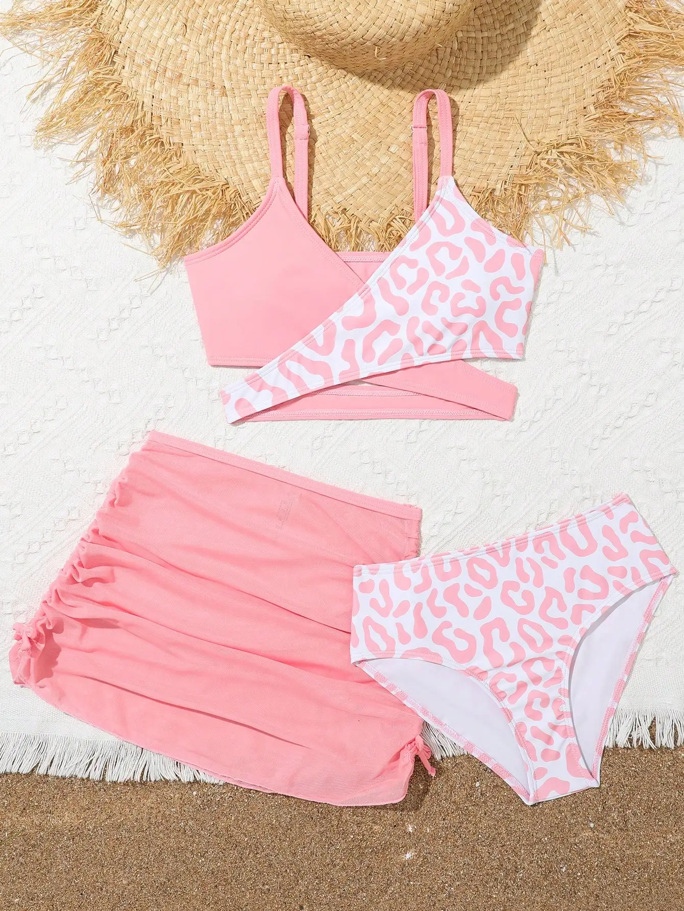 

Tween Girl 3-Piece Beachwear Set Featuring Pink Leopard Print Top, Solid Bottom, And Ruched Mesh Cover-Up For Summer Holidays