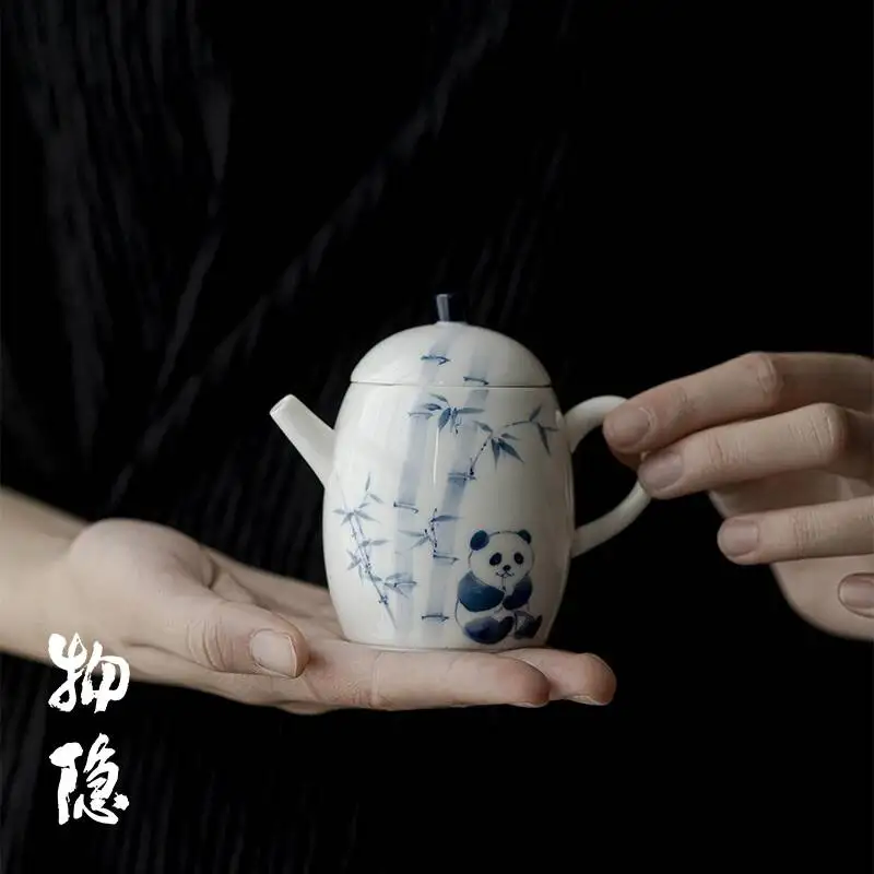 Wuyintang chinese Style Hand Painted Panda Teapot Household Ceramic Blue And White Brewing Pot Cute Style Kung Fu Tea Set