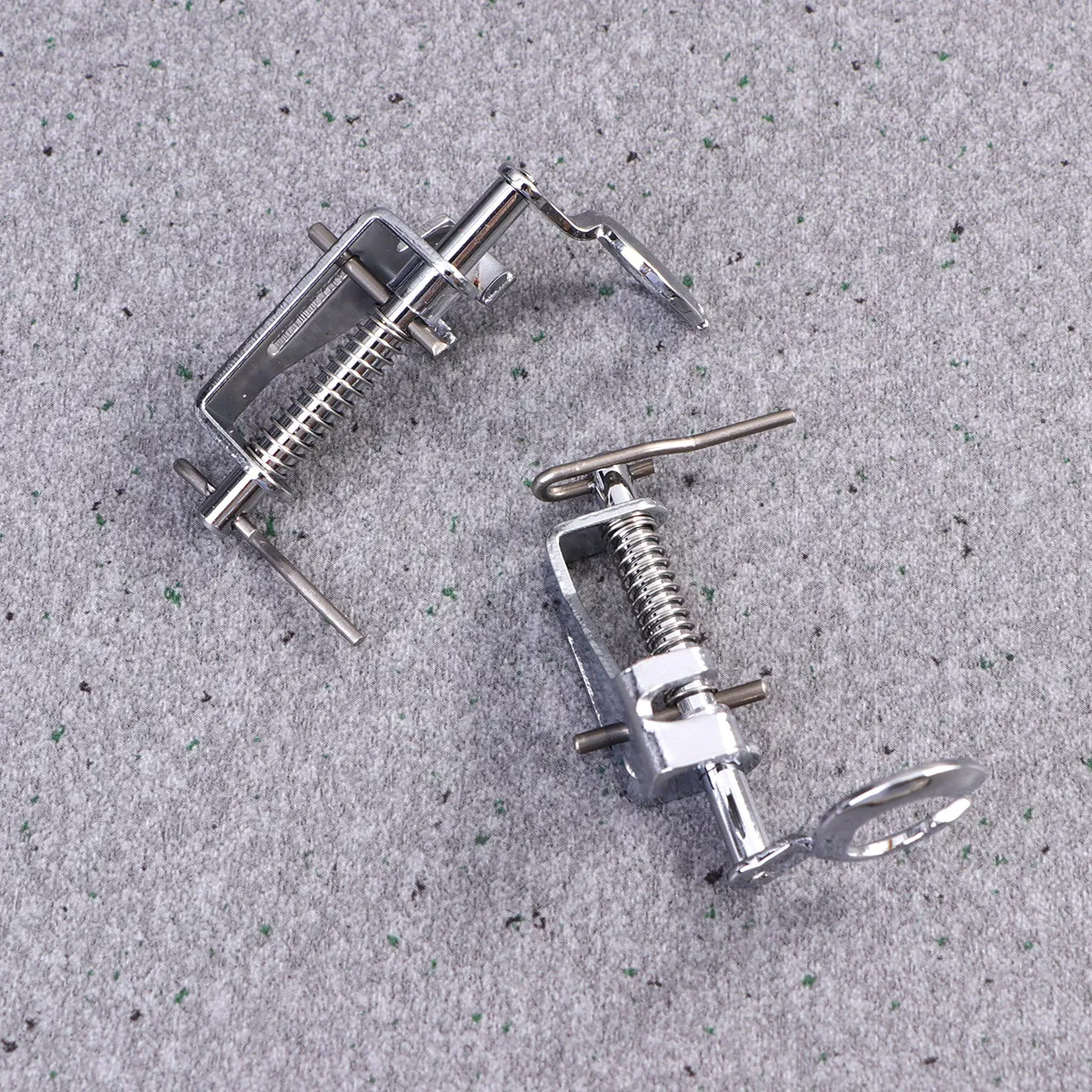 2Pcs Spring Presser Foot Metal Quilting Embroidery for Low Shank Domestic Sewing Machine Durable Universal Spring Presser Foot