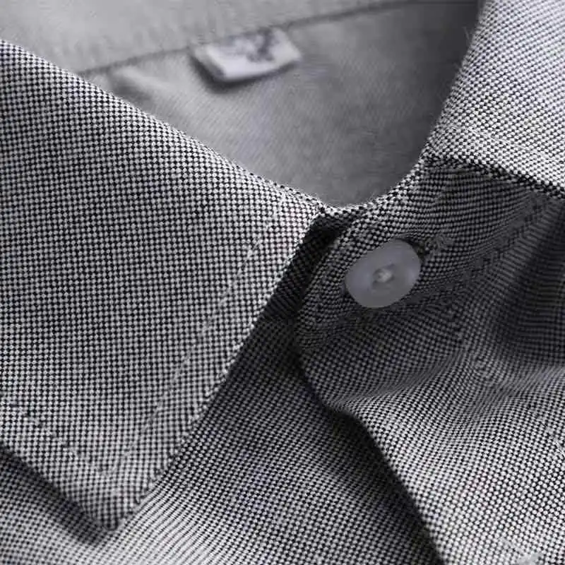 Camicia elegante per adulti squisita e versatile Camicia morbida Comoda camicetta grigia con colletto finto Camicia sofisticata Camicetta con bordo volant