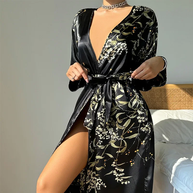 Sexy Women Night Robe V-Neck Sexy Silk Robe With Belt Short Satin Kimono Robe Sleepwear Bathrobe Bridesmaid Dressing Gown