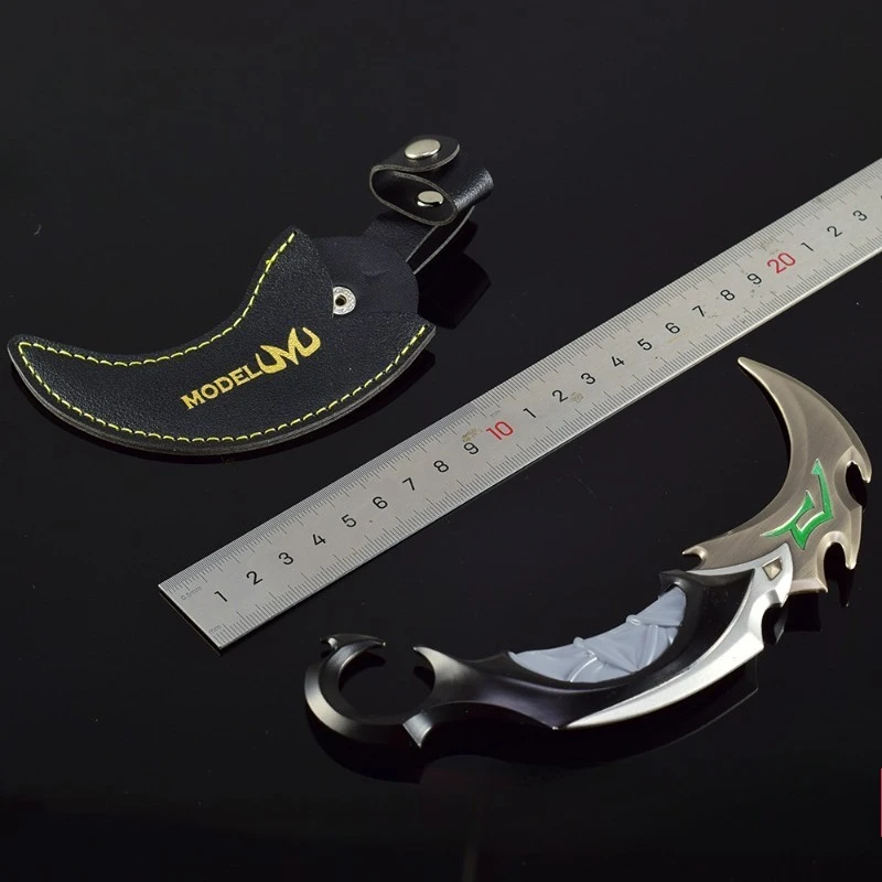 17cm/6.69in Valorant Game Peripheral Weapons Models Metal Crafts Fluorescent Leather Cases Shadow Hook Weapons Desktop Display