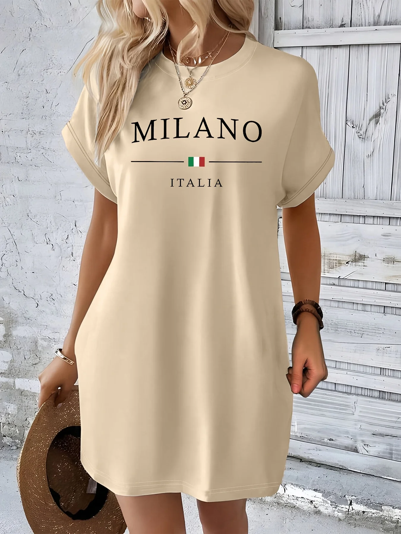 Robe t-shirt décontractée en tricot pour femmes, avec lettres MILANO imprimées, col rond, manches courtes, haut à la mode, noir avec motif de drapeau coloré