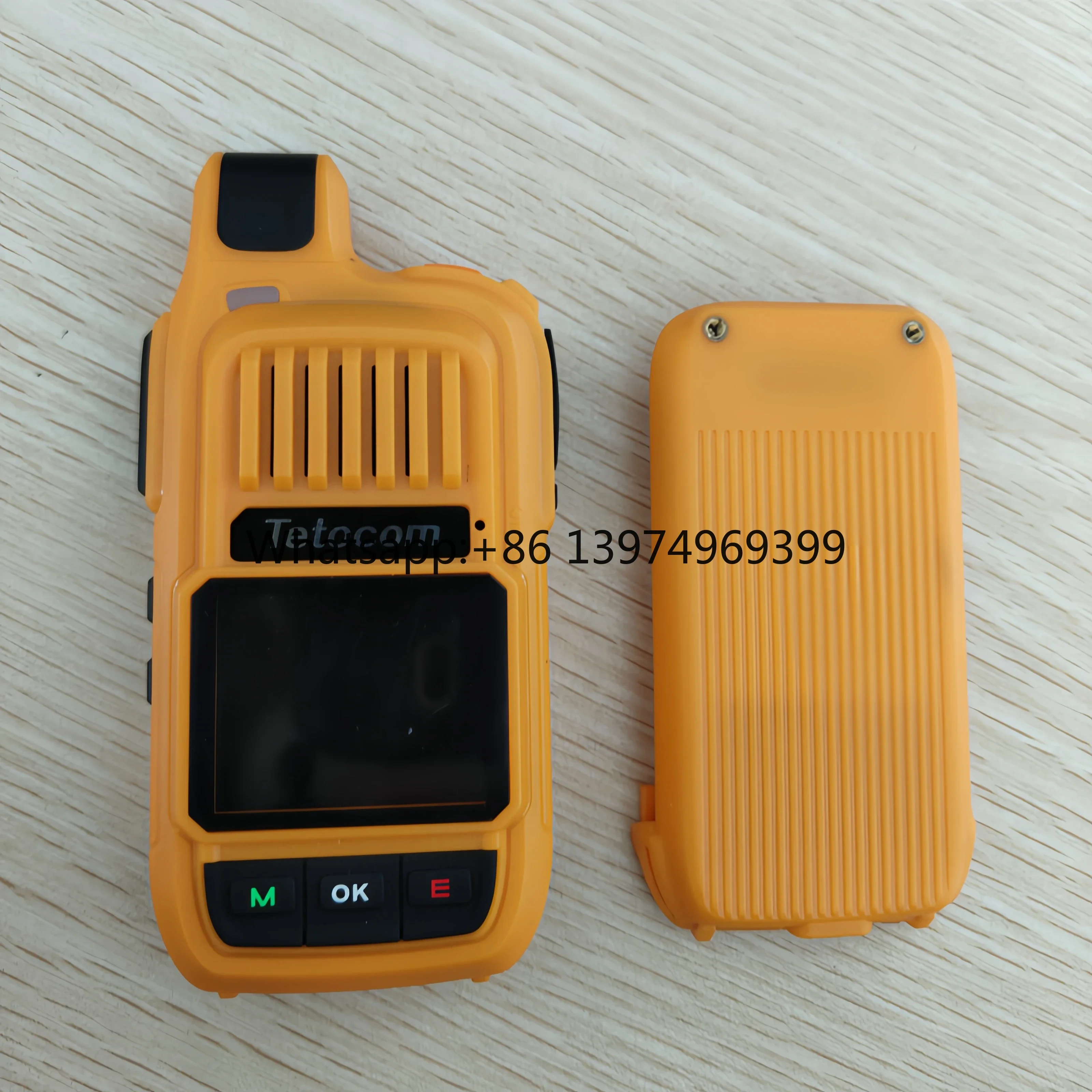 High Quality Wireless 4G LTE POC Walkie Talkie Long Range Two-Way Radio for Kids 5000Km Global Network Coverage Rechargeable fac