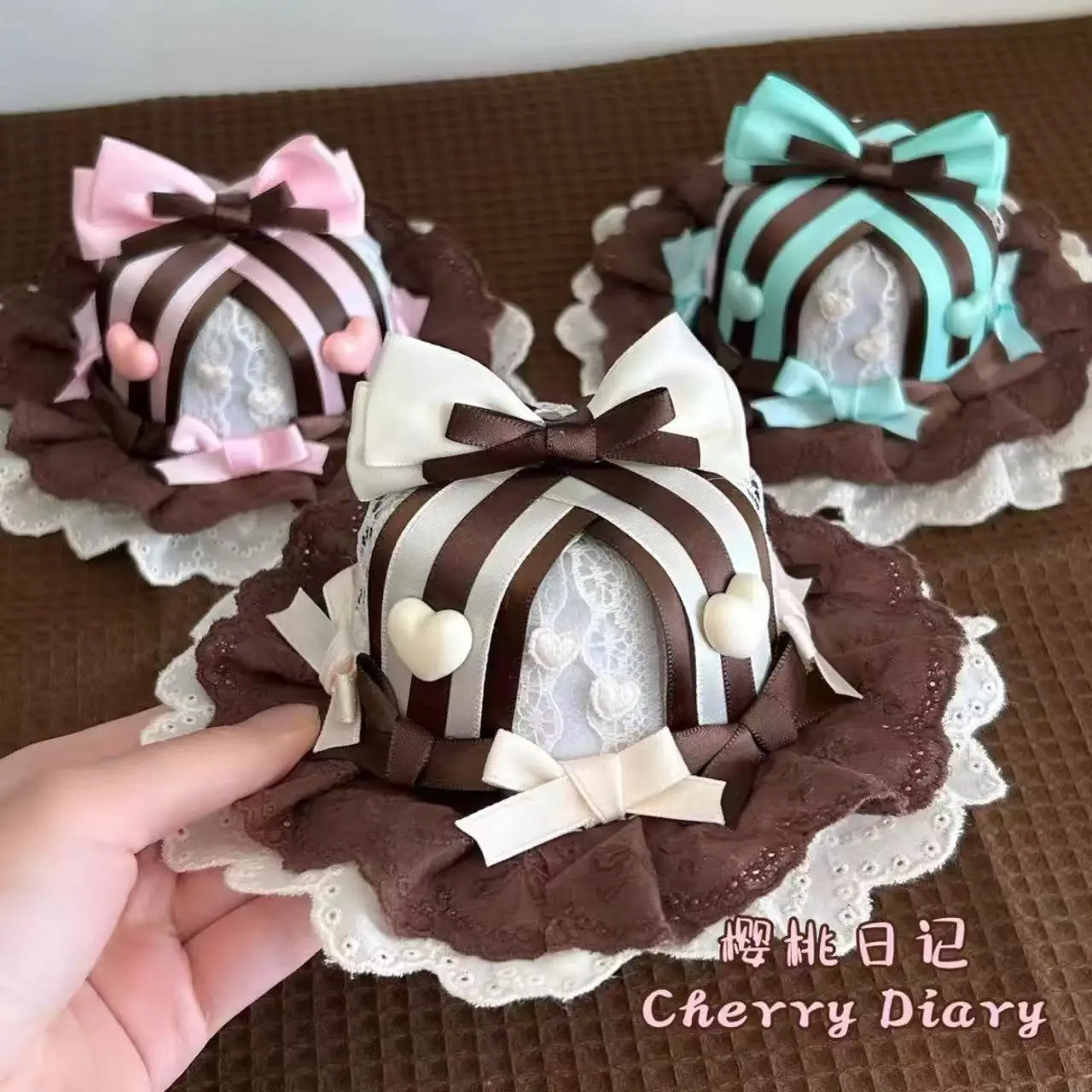 

Кружево ручной работы, шоколад, клубника, молочный стиль, цилиндр в стиле Лолиты, шпилька для волос, оригинальный бант, милый головной убор в стиле Лолиты, аксессуары для волос