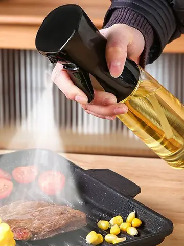200/300/500mlOil Spray Plastic Household Kitchen Oil Spray Bottle Or Oil Brush Nebulizing Mist Filling Cooking Dual Use BBQ