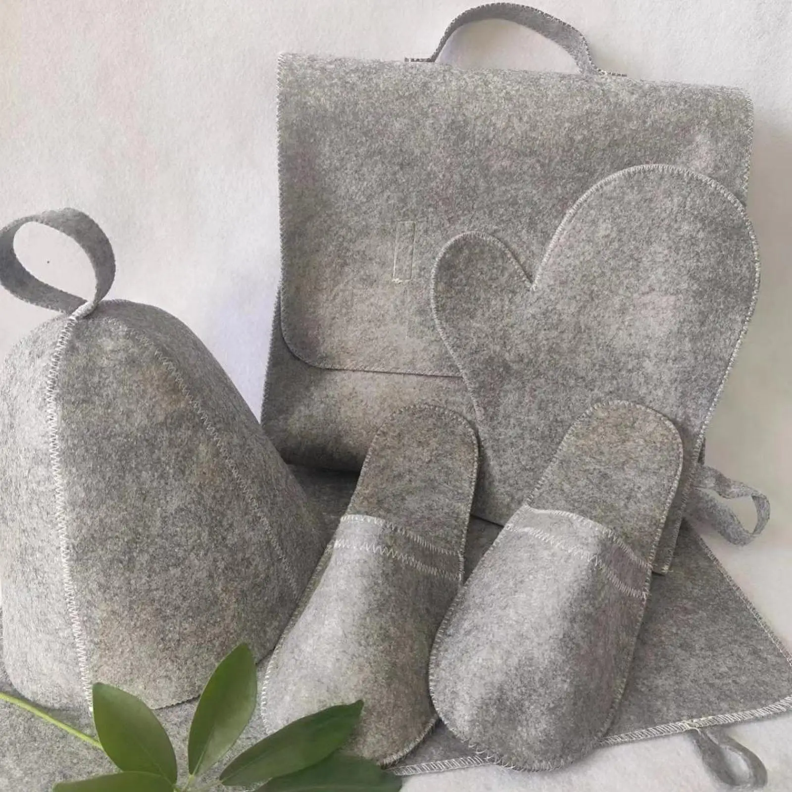 Lightweight Sauna Hat Set Felt Cloth Russian Bath House Headwear with Mat Glove Slippers Storage Bag for Indoor Use