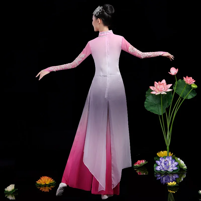 Klassisches Tanz-Performance-Kostüm, elegantes chinesisches Fan-Tanzset, modernes ethnisches Performance-Kostüm für Frauen