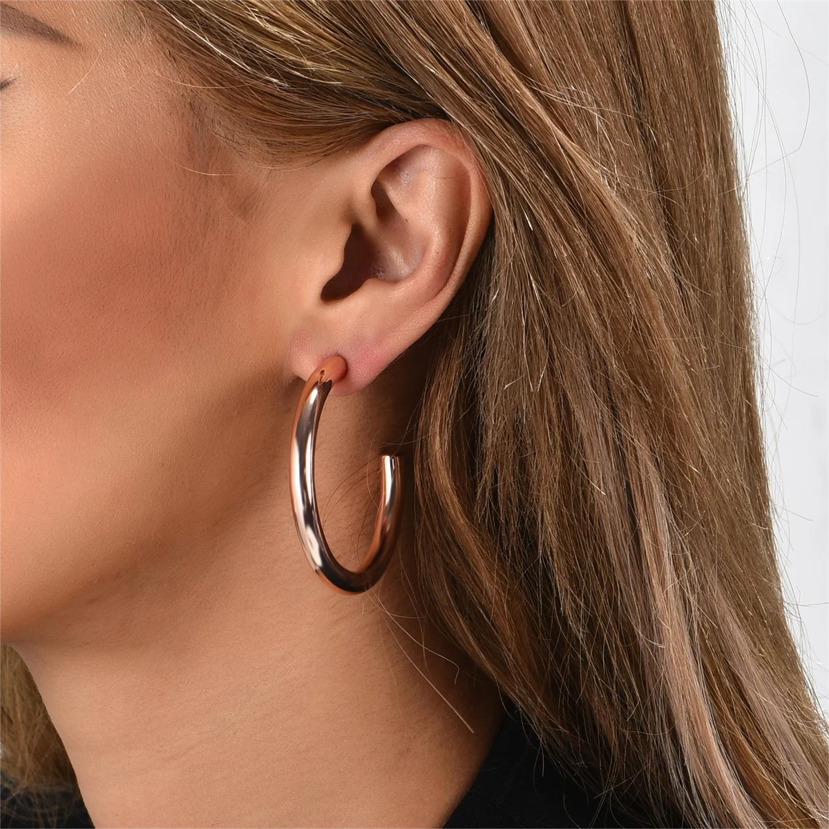 Aviation PC environmentally friendly material earrings, lightweight, color retention, impact resistance, can be worn while sleep