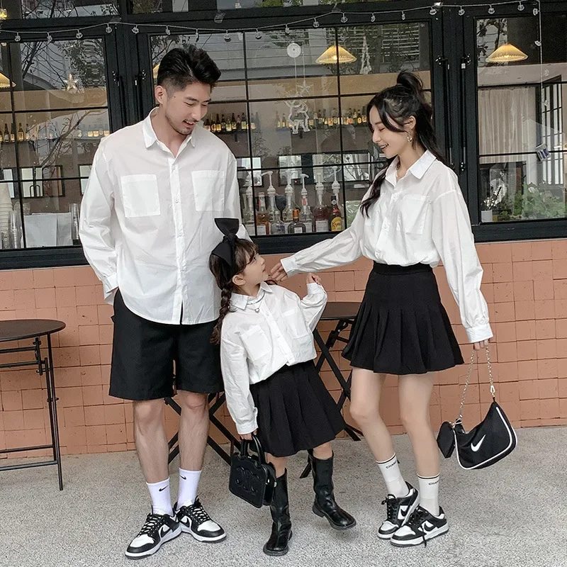 

Family Set To Mom Dad And Son Clothes Mommy Daughter Outfits Women Girl White Blouse Skirts Clothing Men Boy Shirts Shorts Suit