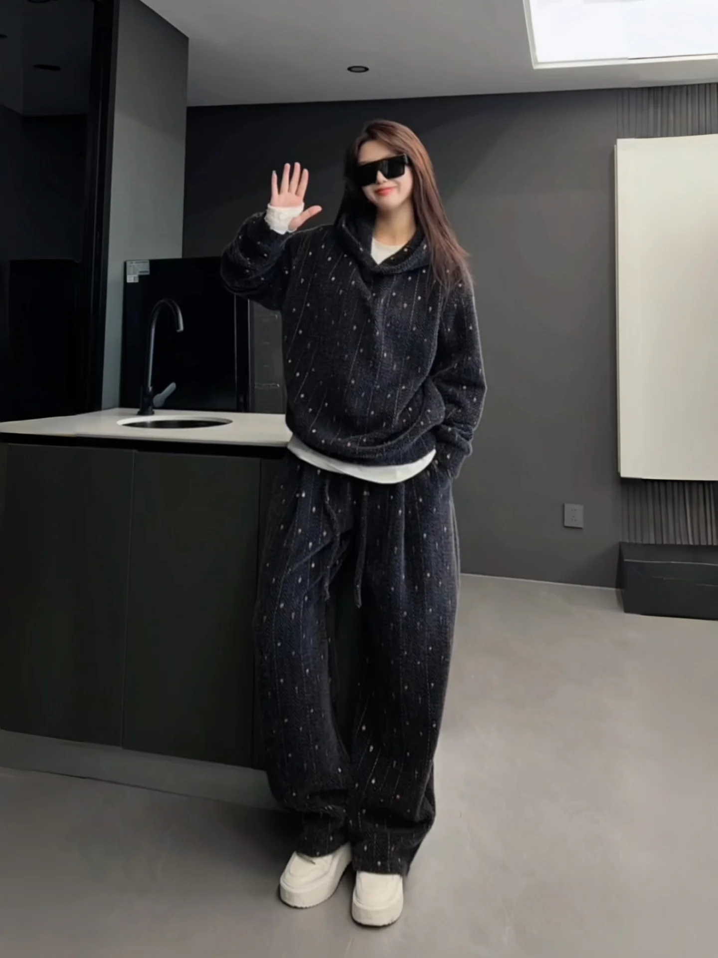 

Thiened Winter New Faionable Matching Set Men's Women's Hoodie Casual Pants Two Pieces High-End Feeling Color Woven