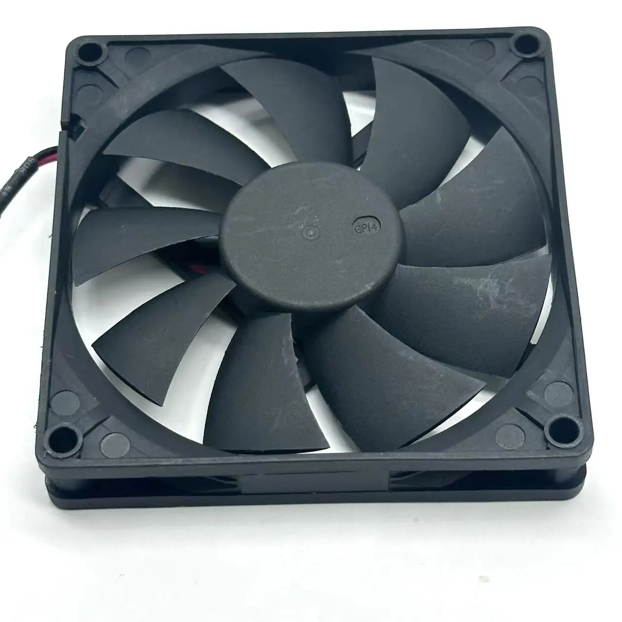 HA9215VH12FD-F00 DC 12V 0.36A 90x90x15mm 2-Wire Server Cooling Fan