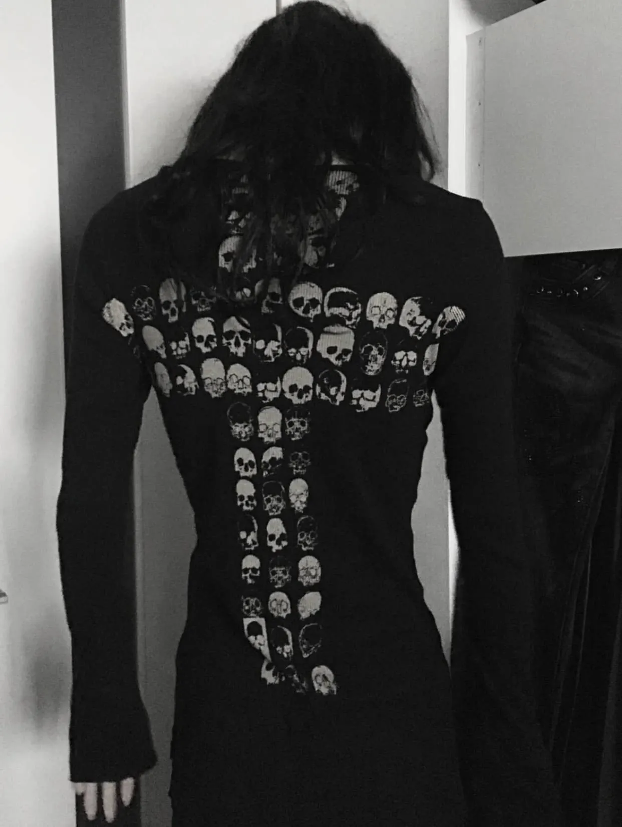 FANTASTION LGB Visual Series Avant-Garde Rock Series Skull Cross Print Knit T-shirt Long Sleeve, Unisex tops
