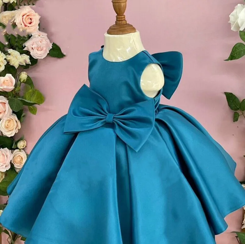 

Flower Girl Dresses Satin O Neck Sleeveless With Bow For Wedding Christmas Birthday Party Beauty Pageant First Communion Wear