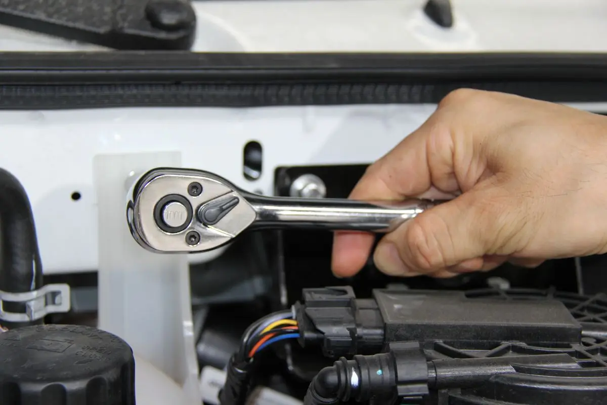 2 PC 3/8 Zoll Antrieb 100 Zähne Schnellspanner Ratschenschlüssel und Universal-Steckschlüssel mit Griff und Ratschenschlüssel