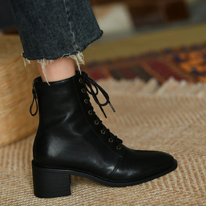 Size 42 Women Retrro Boots Round Toe Lady Shoes Cowhide Winter Boots Back Zippers Warm Shoes Thick Square Heel 6 CM