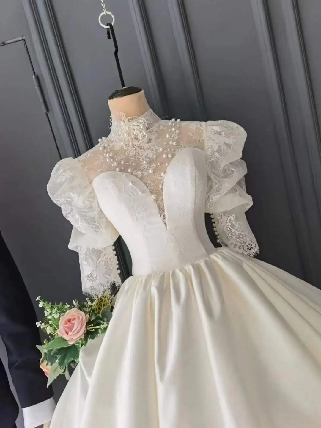 Женское атласное свадебное платье CloverBridal, с рукавом 3/4 и высоким воротником, модель WW8281, 2022